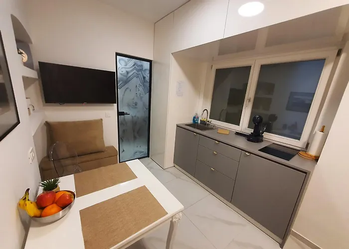 Riverside Elegance לובליאנה