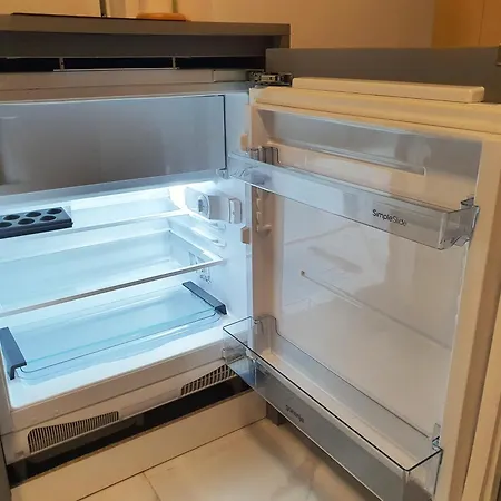 Riverside Elegance Appartamento *