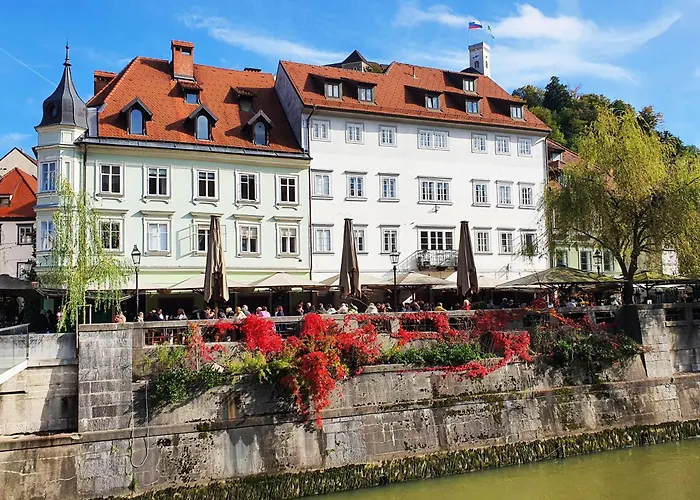 Appartement Riverside Elegance *